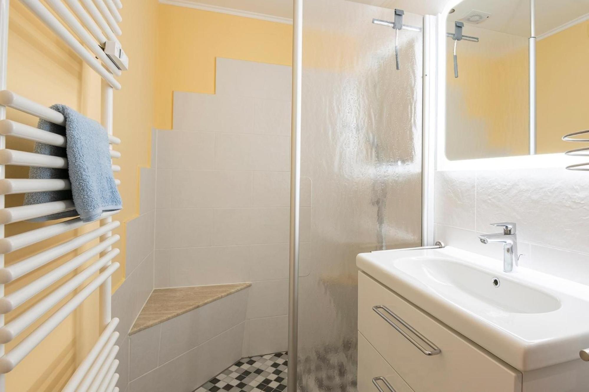 Appartamento Waldstrasse 8 Gluecksoase Kellenhusen Esterno foto